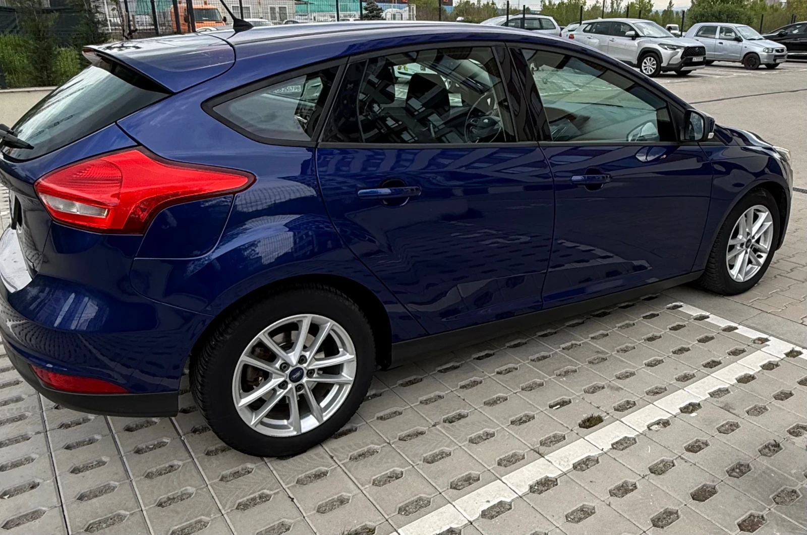 Ford Focus EcoBoost 125 PS M6, снимка 3 - Автомобили и джипове - 55066615