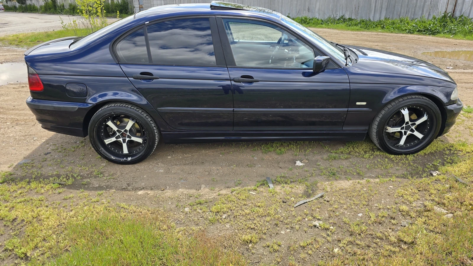 BMW 318 Бензин/ Газ, снимка 5 - Автомобили и джипове - 54397736