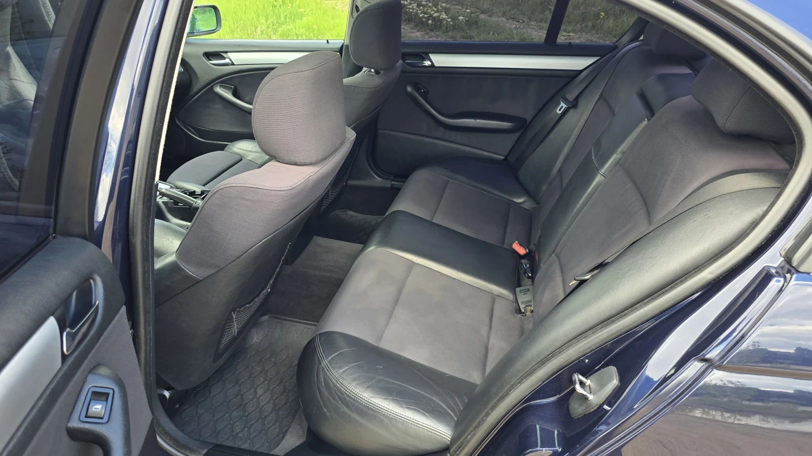 BMW 318 Бензин/ Газ, снимка 11 - Автомобили и джипове - 54397736