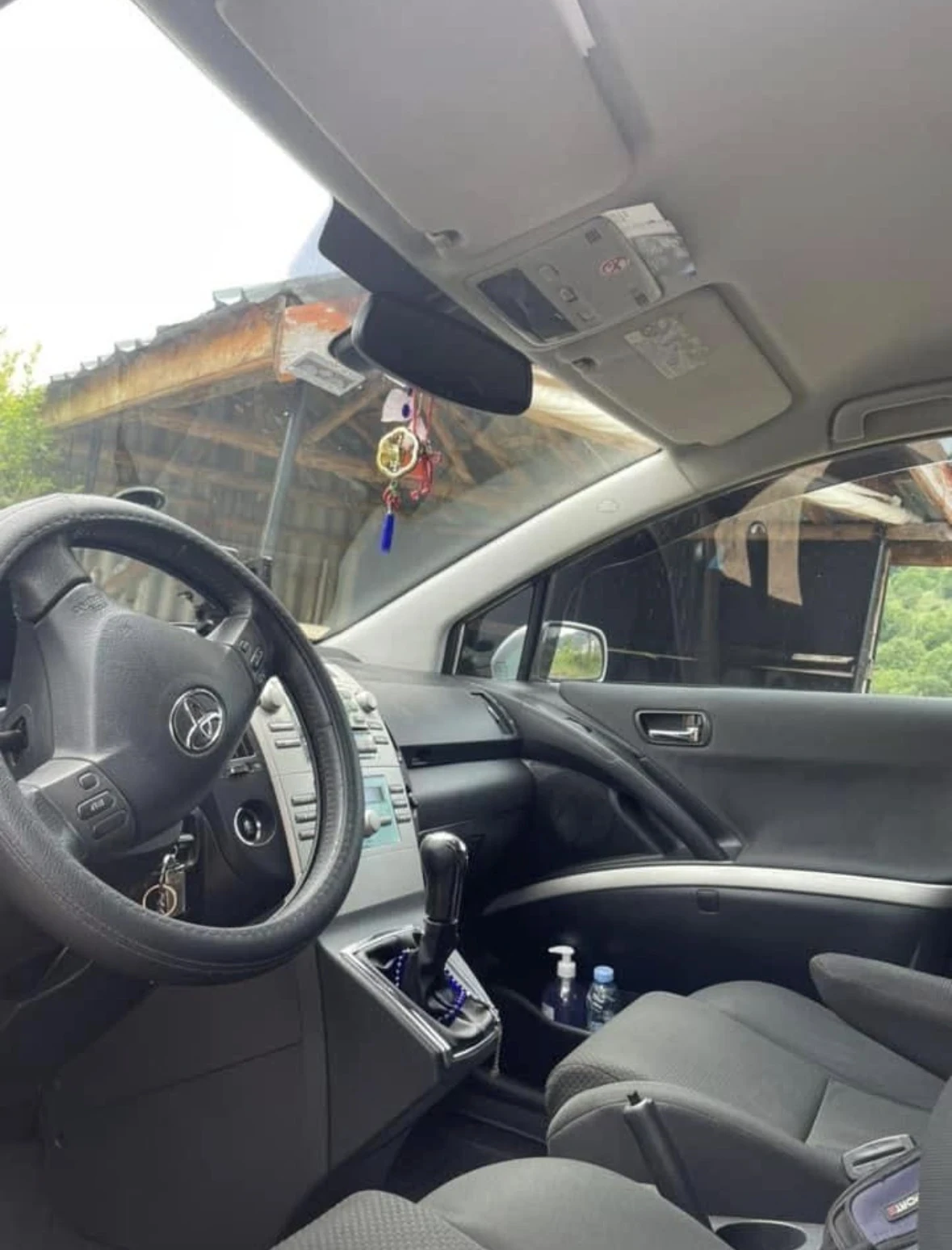 Toyota Corolla verso, снимка 13 - Автомобили и джипове - 54457396