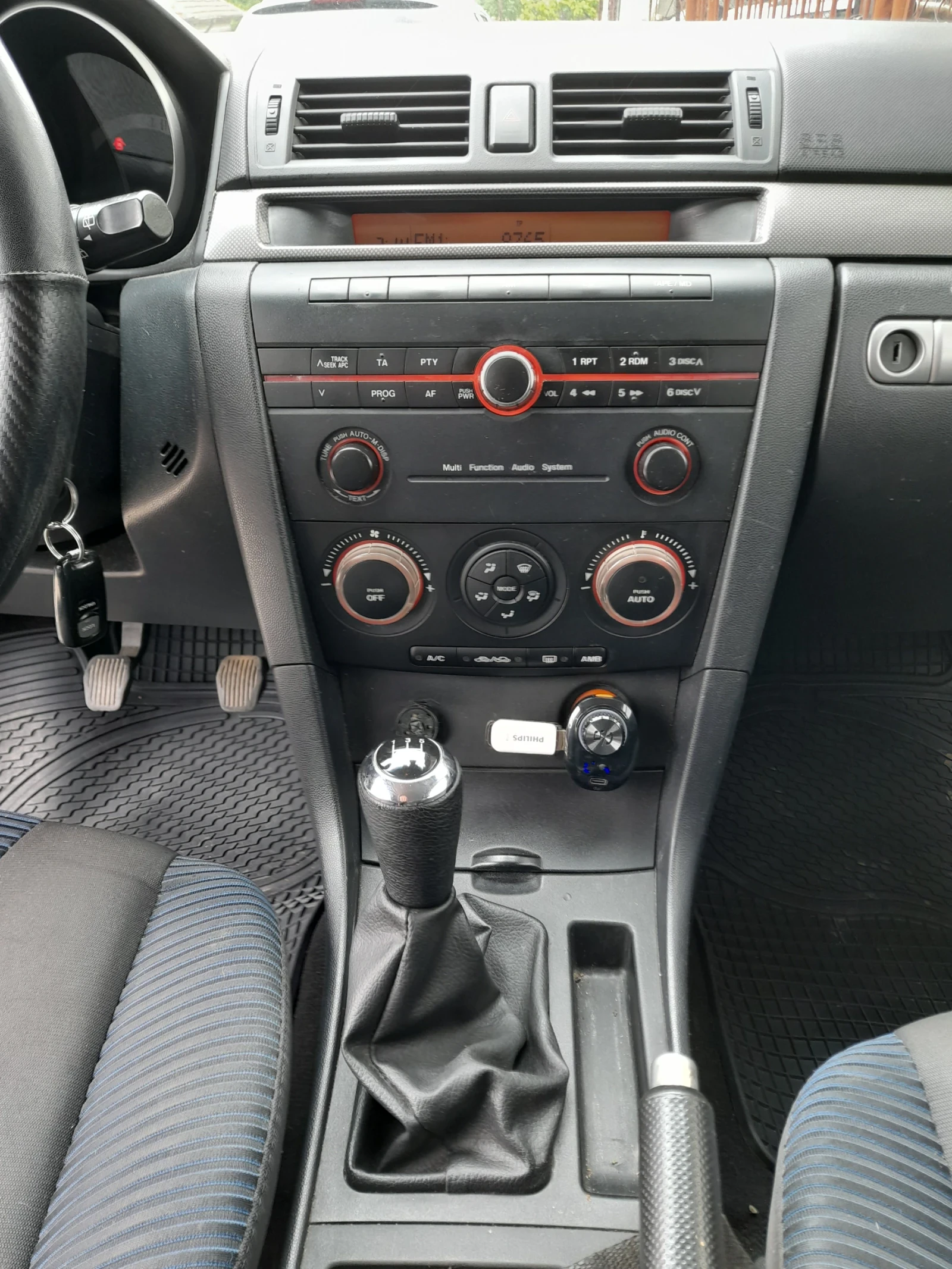 Mazda 3, снимка 7 - Автомобили и джипове - 54641730
