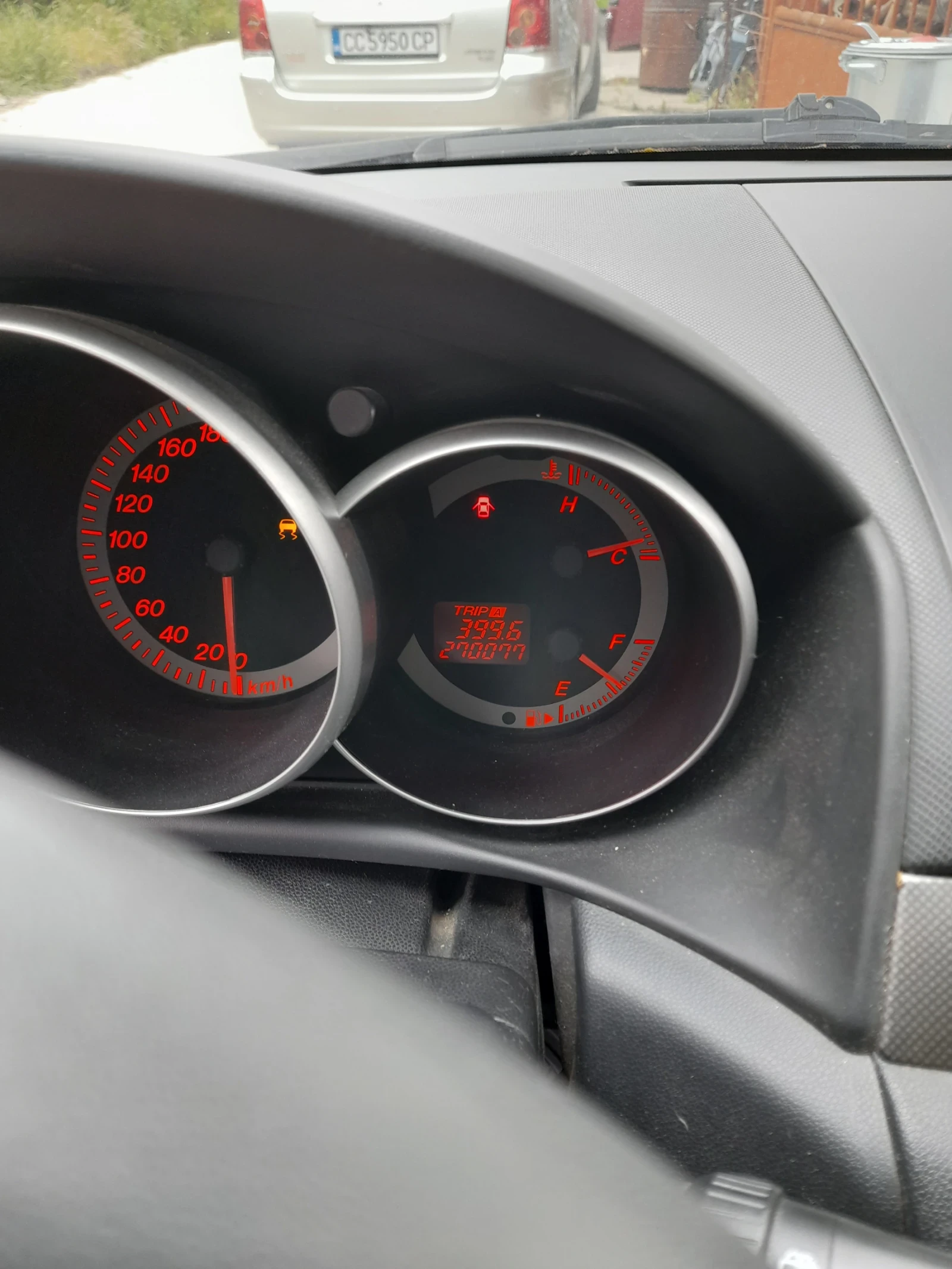 Mazda 3, снимка 6 - Автомобили и джипове - 54641730
