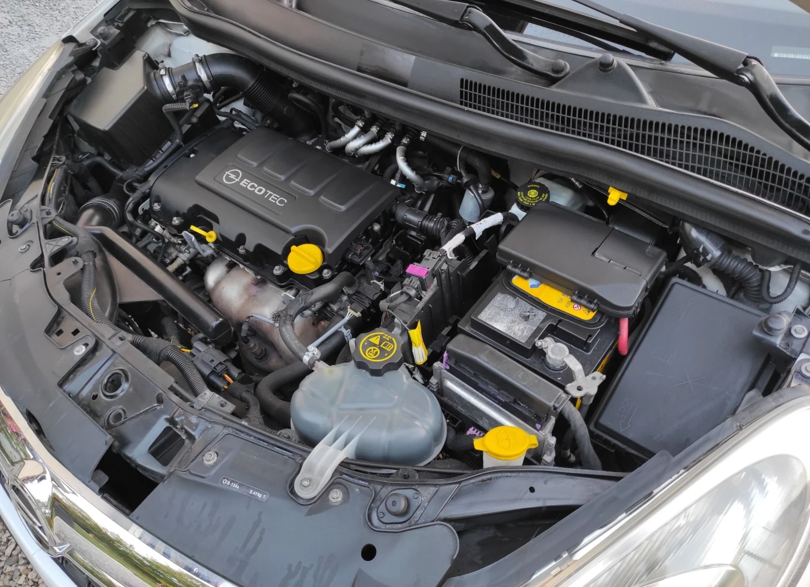 Opel Corsa ///BENZIN / GAS / EURO 5, снимка 14 - Автомобили и джипове - 54653204