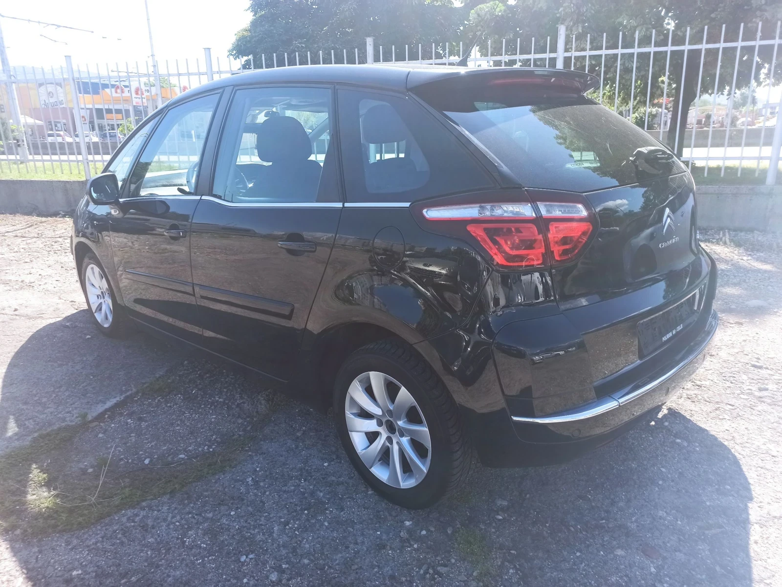 Citroen C4 Picasso 1.6, снимка 6 - Автомобили и джипове - 54830319