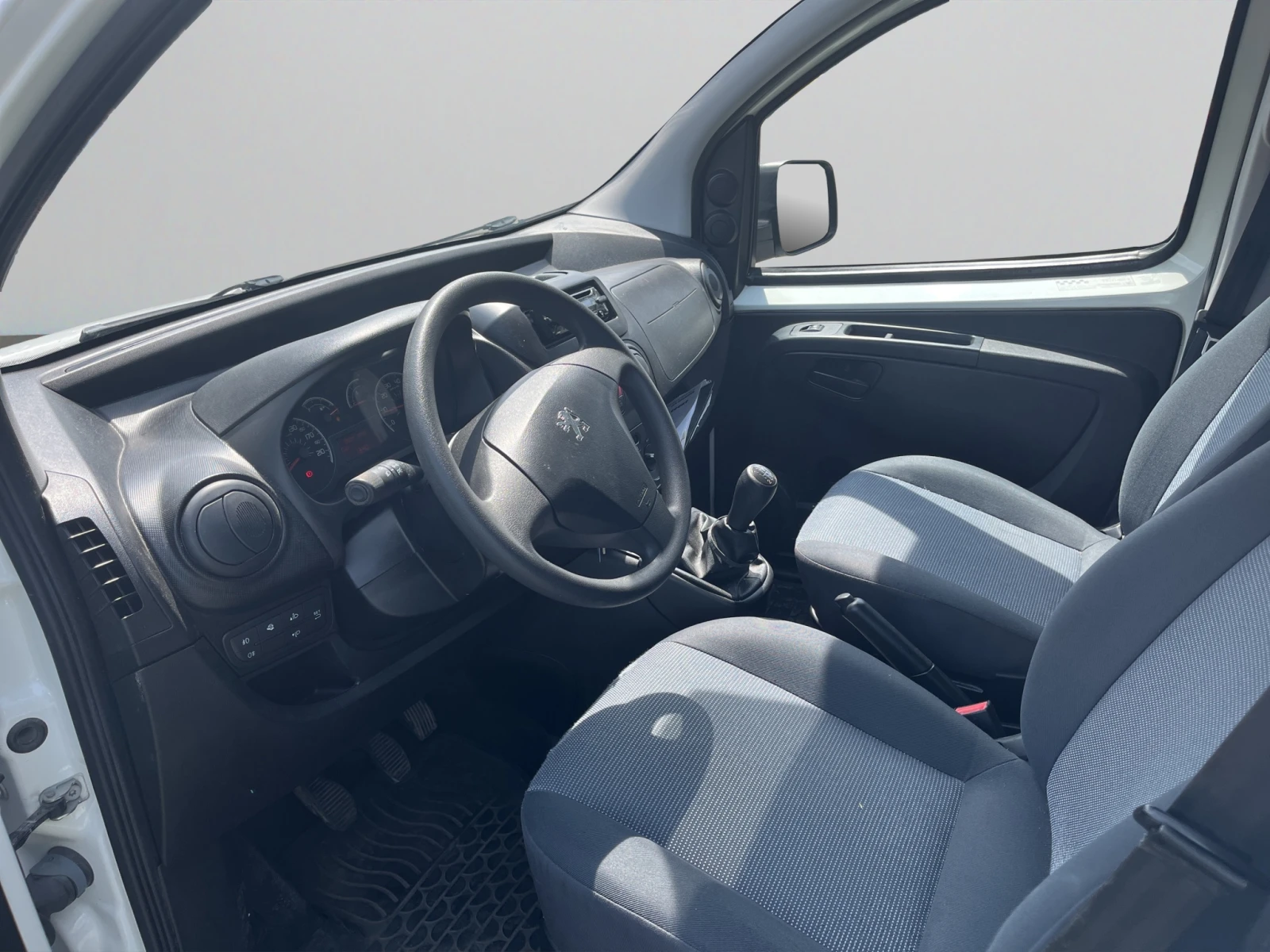 Peugeot Bipper, снимка 9 - Автомобили и джипове - 55102432