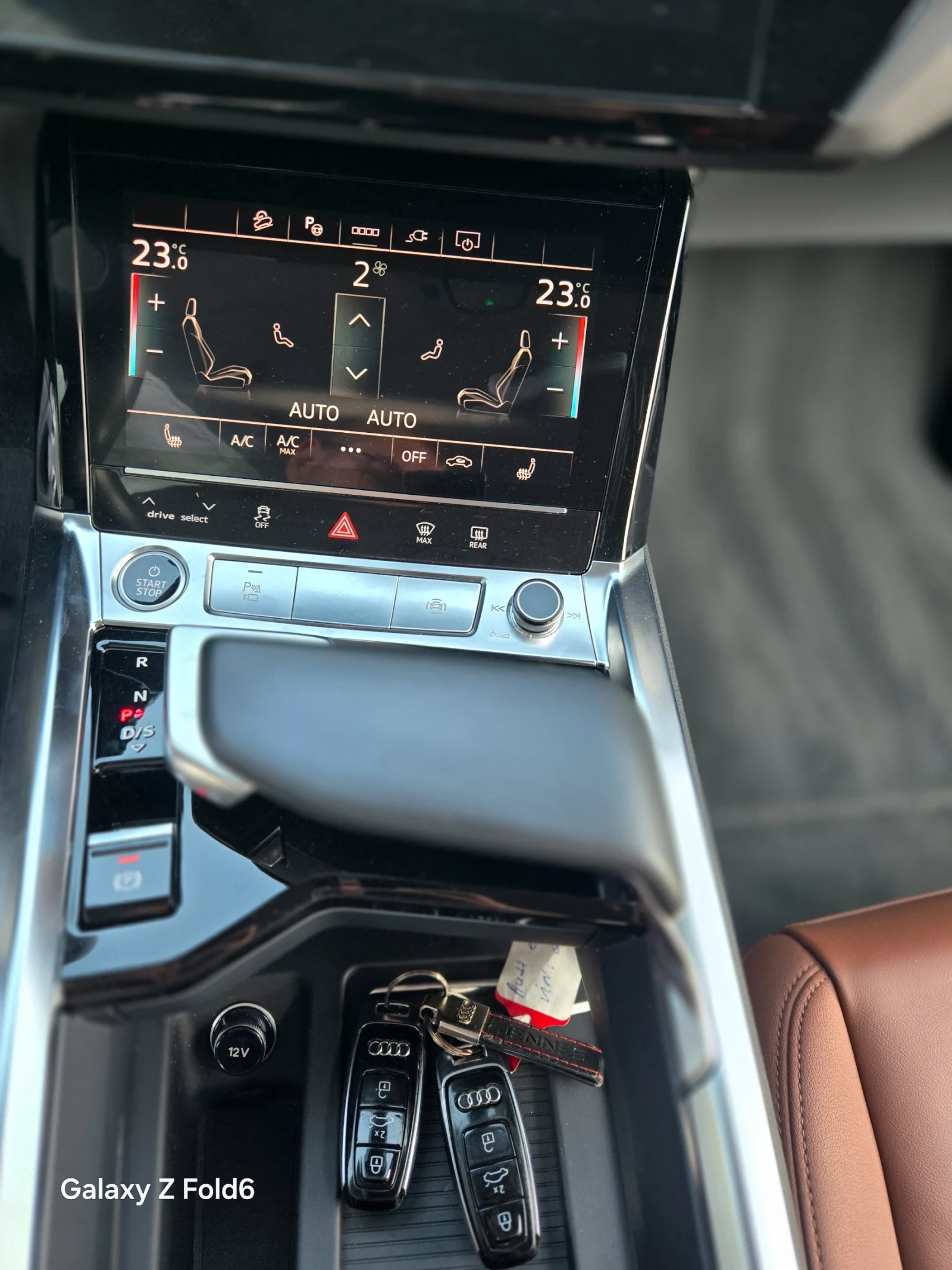 Audi E-Tron ADVANCE, история до 05.2026г, Кафява кожа, панорам, снимка 16 - Автомобили и джипове - 55255219