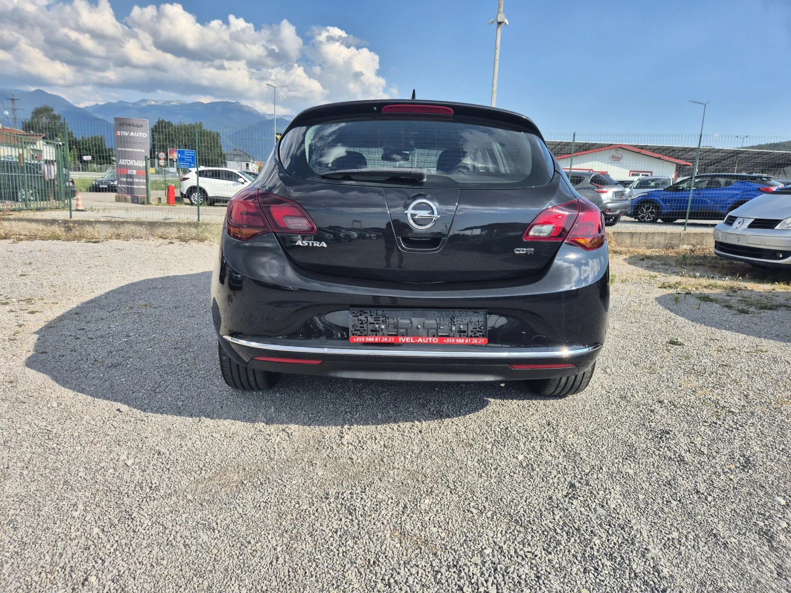 Opel Astra 1.7CDTI COSMO, снимка 2 - Автомобили и джипове - 55328171