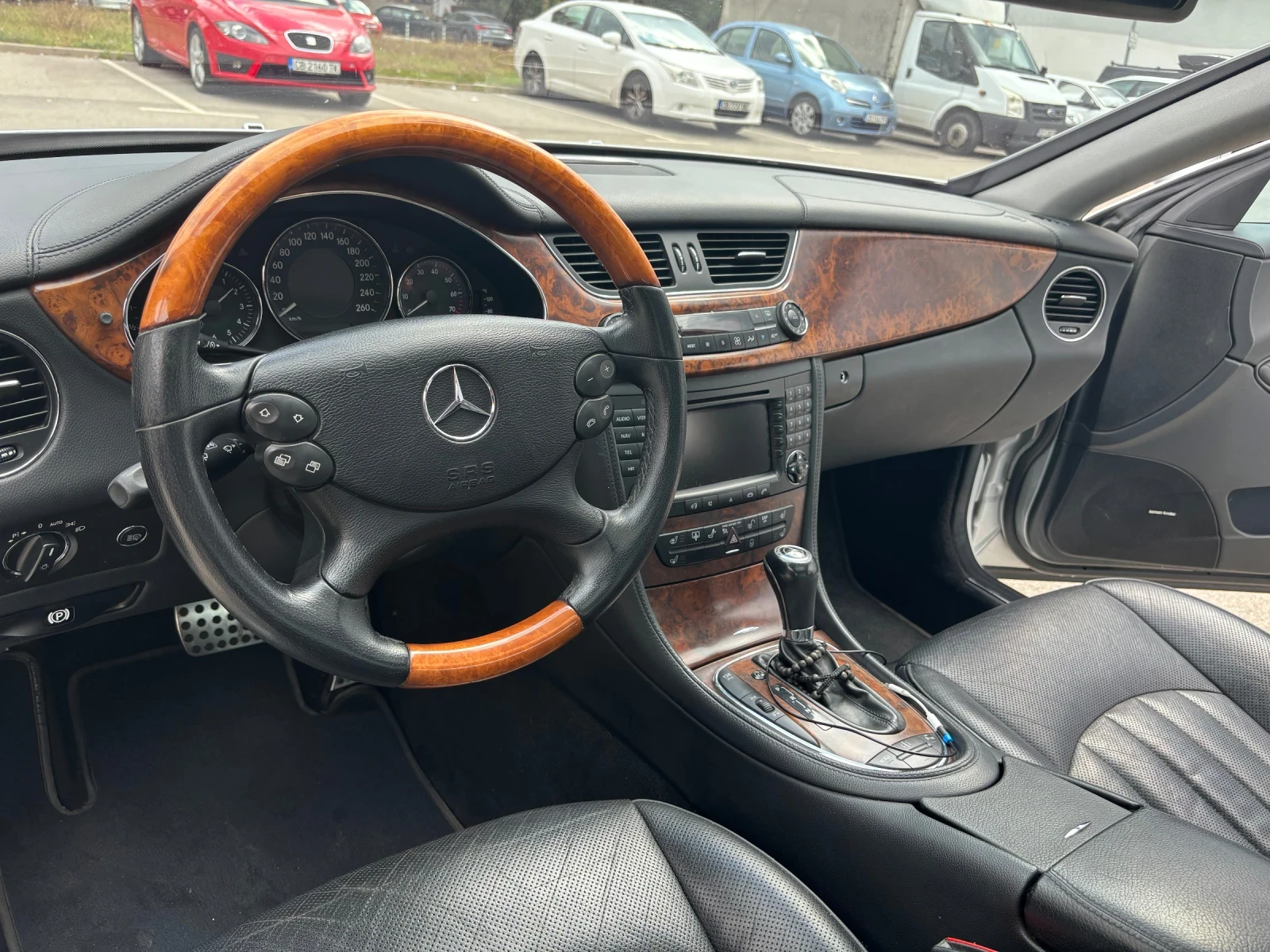 Mercedes-Benz CLS 500 500, снимка 5 - Автомобили и джипове - 55375680