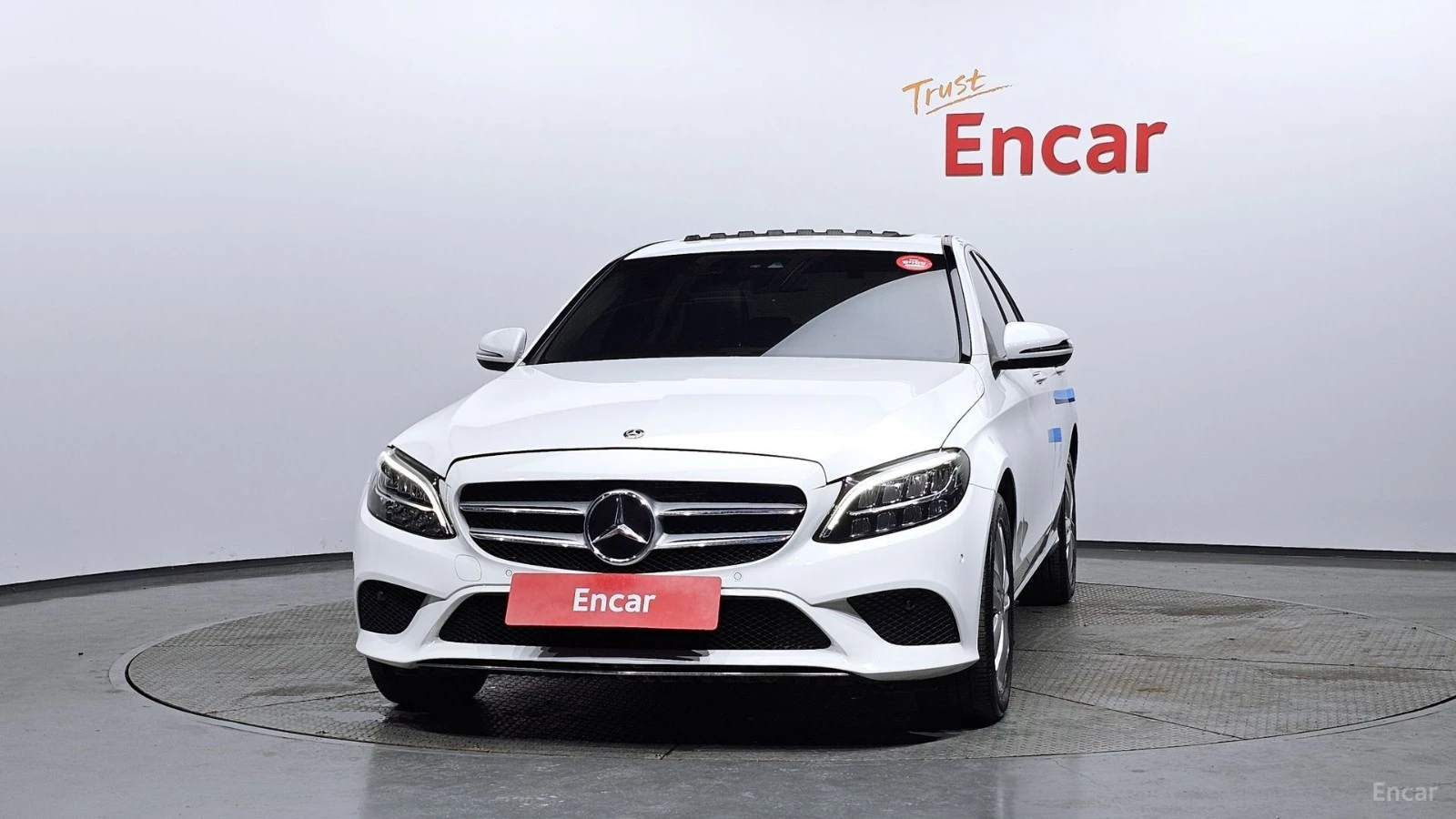 Mercedes-Benz C 200 AVANGARDE* КОЖА* НАВИ* ПАНО, снимка 3 - Автомобили и джипове - 55479821