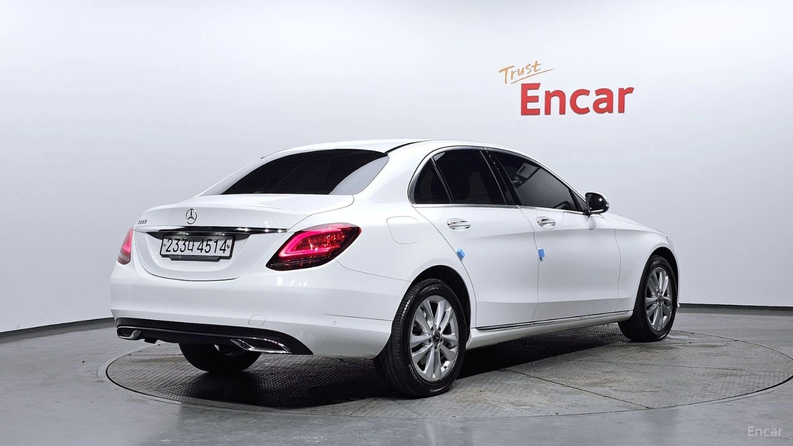 Mercedes-Benz C 200 AVANGARDE* КОЖА* НАВИ* ПАНО, снимка 2 - Автомобили и джипове - 55479821