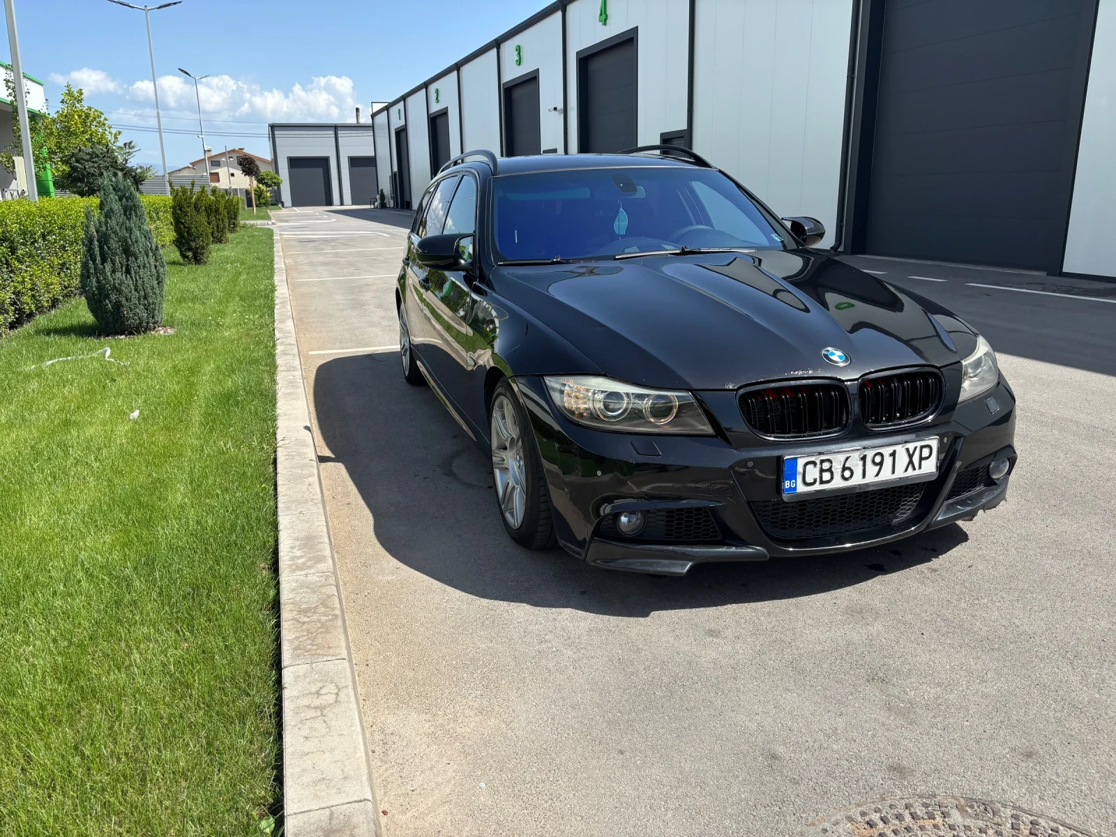 BMW 320, снимка 2 - Автомобили и джипове - 55875896