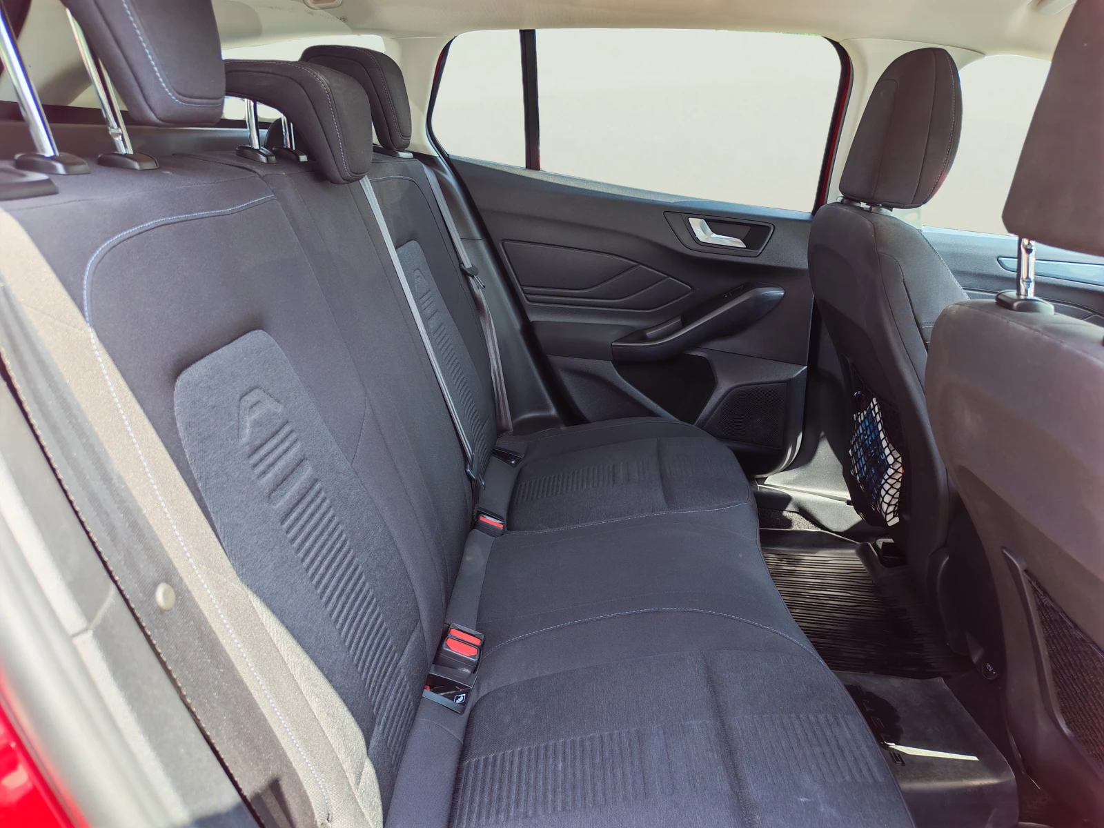 Ford Focus 1.0 EcoBoost, снимка 10 - Автомобили и джипове - 55892445