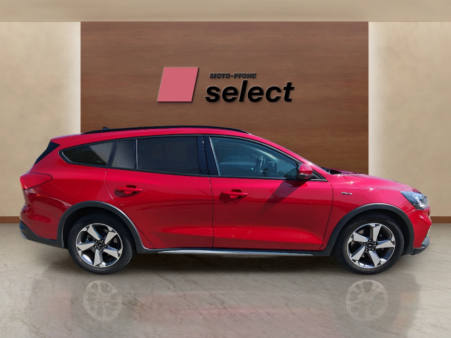 Ford Focus 1.0 EcoBoost, снимка 4 - Автомобили и джипове - 55892445