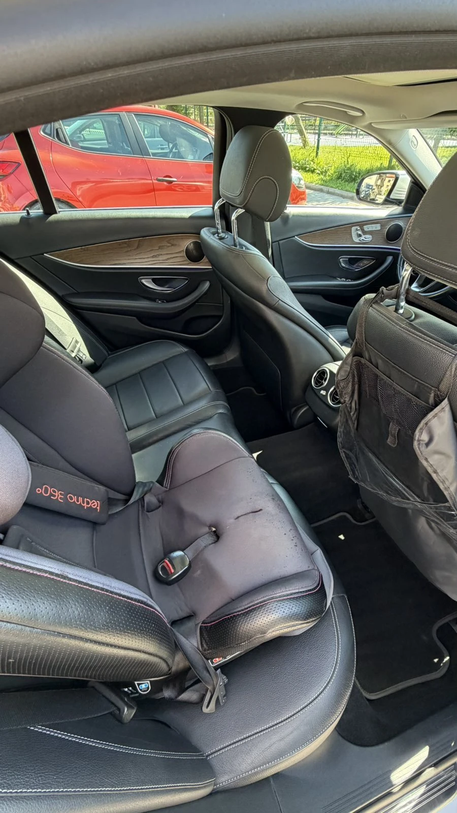 Mercedes-Benz E 220 W213-194 к.с.-9G-Tronic, снимка 12 - Автомобили и джипове - 55996494
