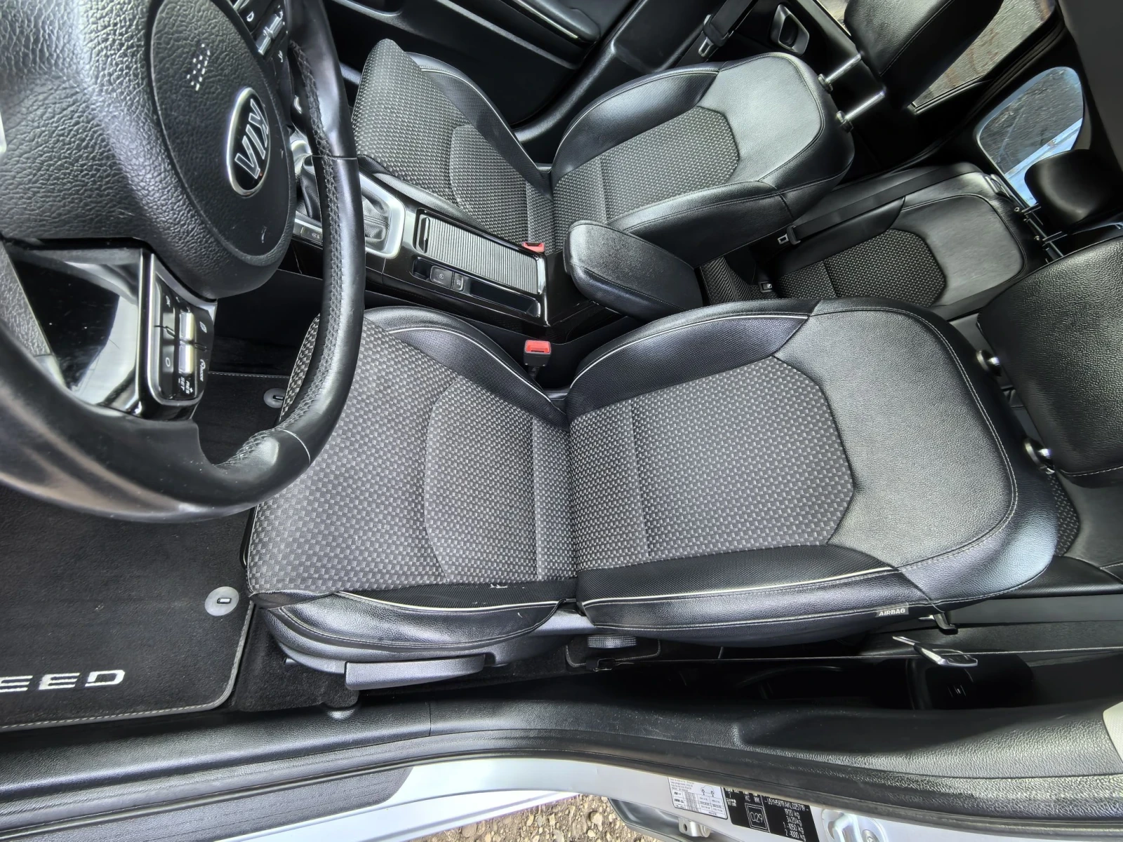 Kia Ceed Kia Ceed 1.6 CRDi 115 CV SW, снимка 7 - Автомобили и джипове - 56275582