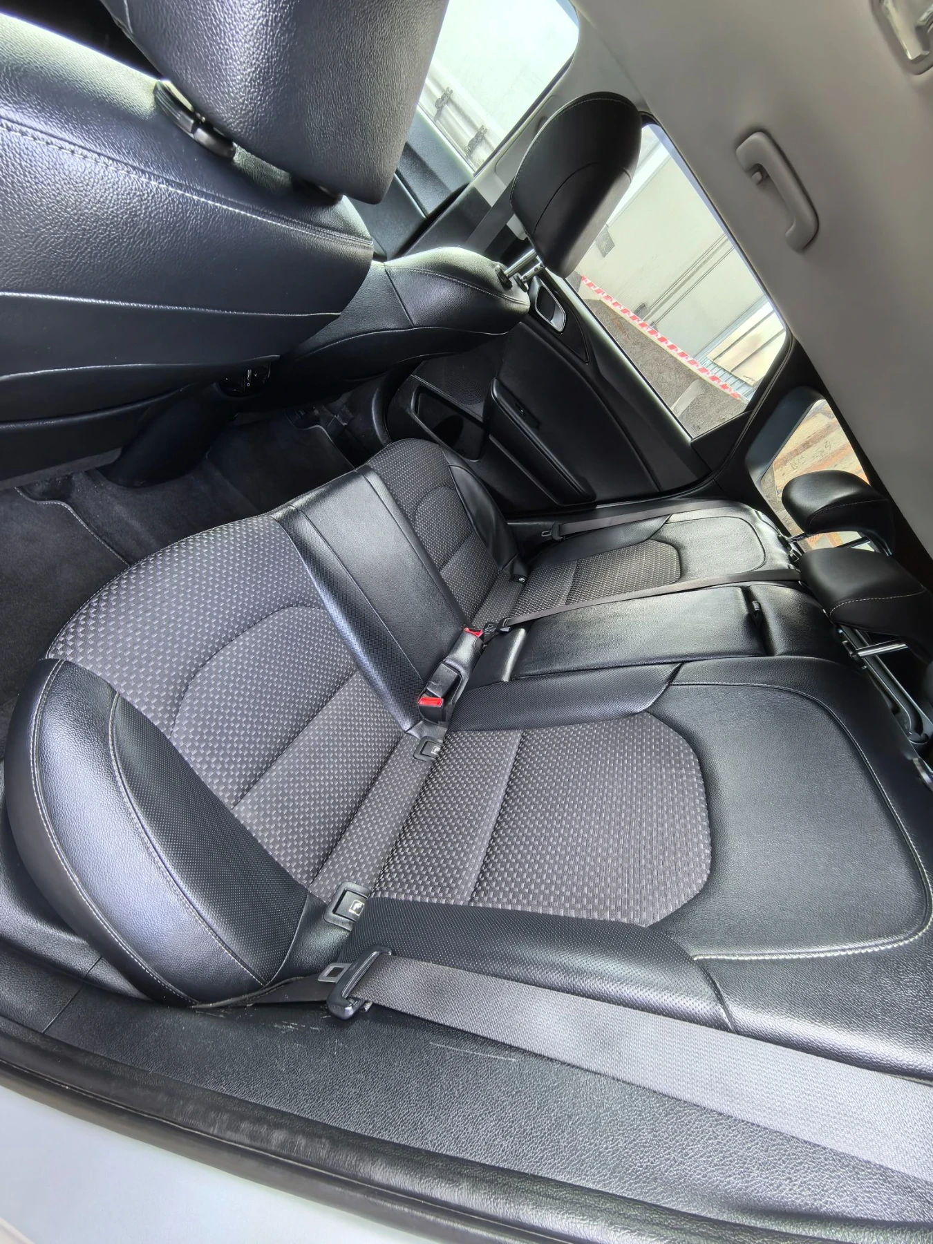 Kia Ceed Kia Ceed 1.6 CRDi 115 CV SW, снимка 13 - Автомобили и джипове - 56275582