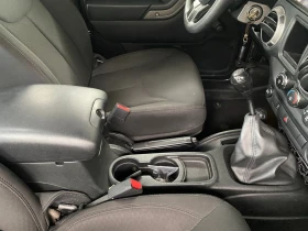 Jeep Wrangler 3.6 W6.284k.с, снимка 15