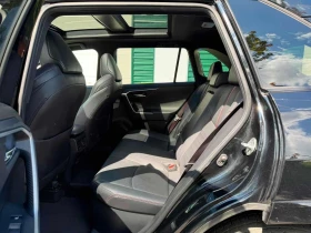 Toyota Rav4 * XSE AWD * АВТОКРЕДИТ БЕЗ ПЪРВОНАЧАЛНА ВНОСКА* , снимка 10