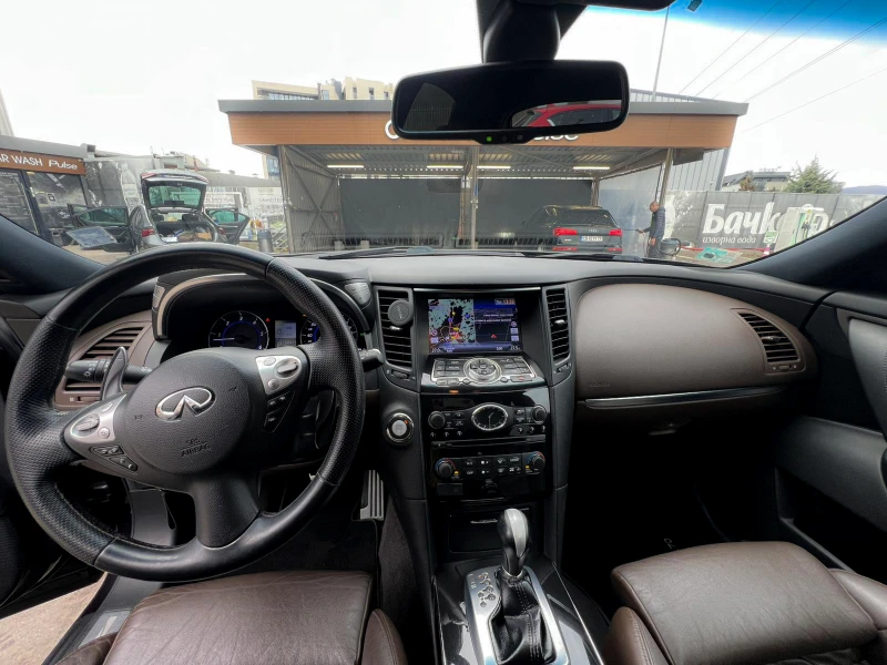 Infiniti QX70, снимка 6 - Автомобили и джипове - 48371429