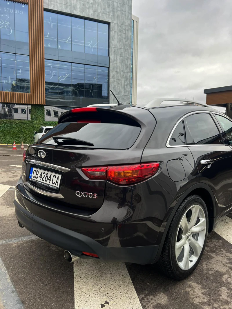 Infiniti QX70, снимка 5 - Автомобили и джипове - 48371429