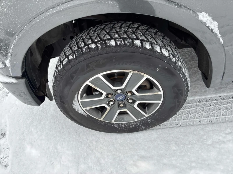 Ford F150 * 4WD SuperCrew * CARFAX * БЕЗ ПЪРВОНАЧАЛНА ВНОСКА, снимка 7 - Автомобили и джипове - 52931305