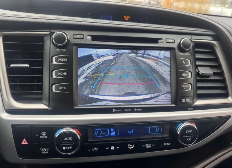 Toyota Highlander XLE * * 7 МЕСТА * * CARFAX * * АВТО КРЕДИТ * * , снимка 8 - Автомобили и джипове - 53116504