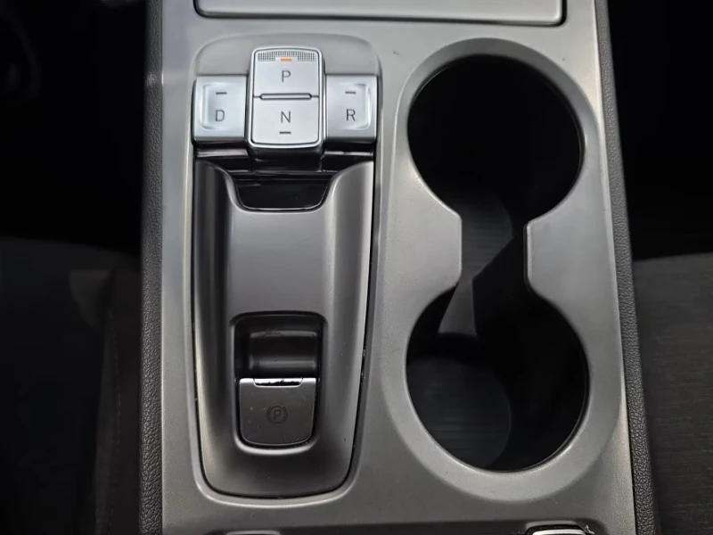 Hyundai Kona НАЛИЧНА, снимка 7 - Автомобили и джипове - 53480841