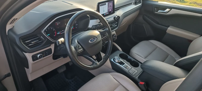 Ford Kuga 2.0 EcoBoost 4x4   Панорама   72 000км, снимка 10 - Автомобили и джипове - 53598161