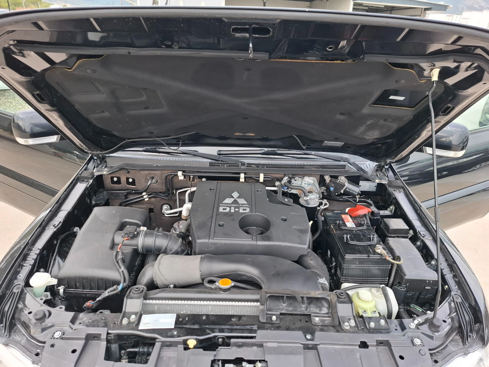 Mitsubishi Pajero 3.2DID// | Mobile.bg   11