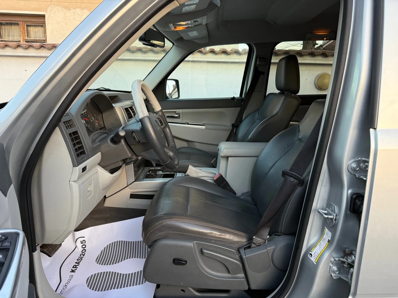 Jeep Cherokee 2.8CRD LIMITED - изображение 7