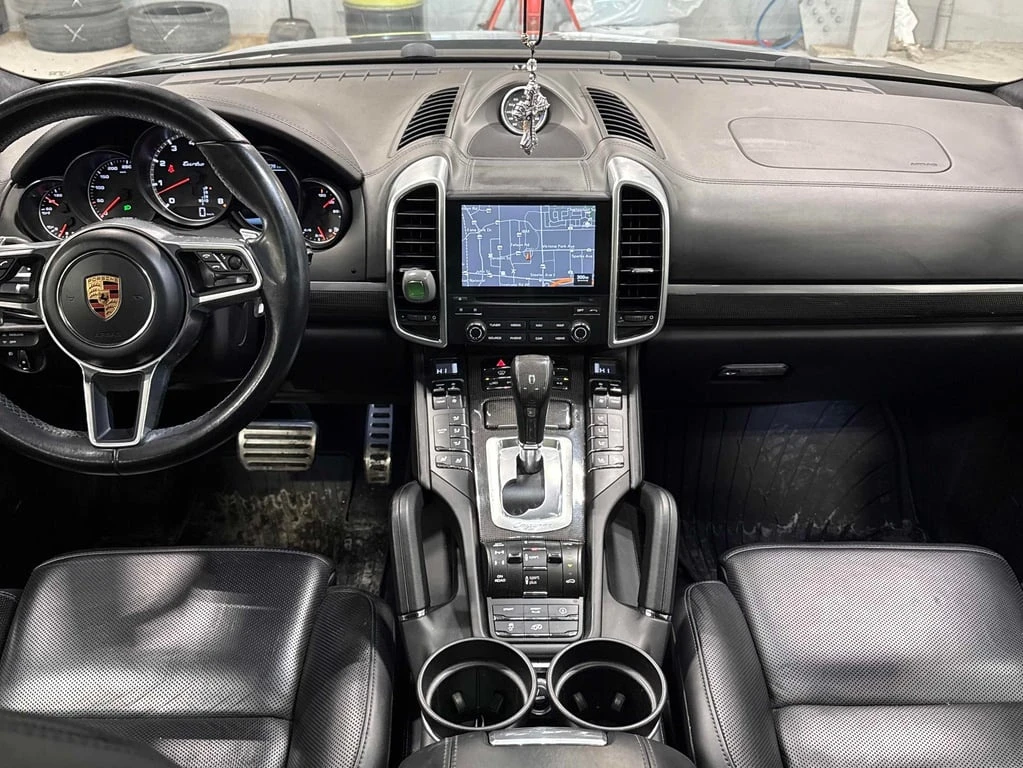 Porsche Cayenne * Turbo * CARFAX * БЕЗ ПЪРВОНАЧАЛНА ВНОСКА - изображение 9