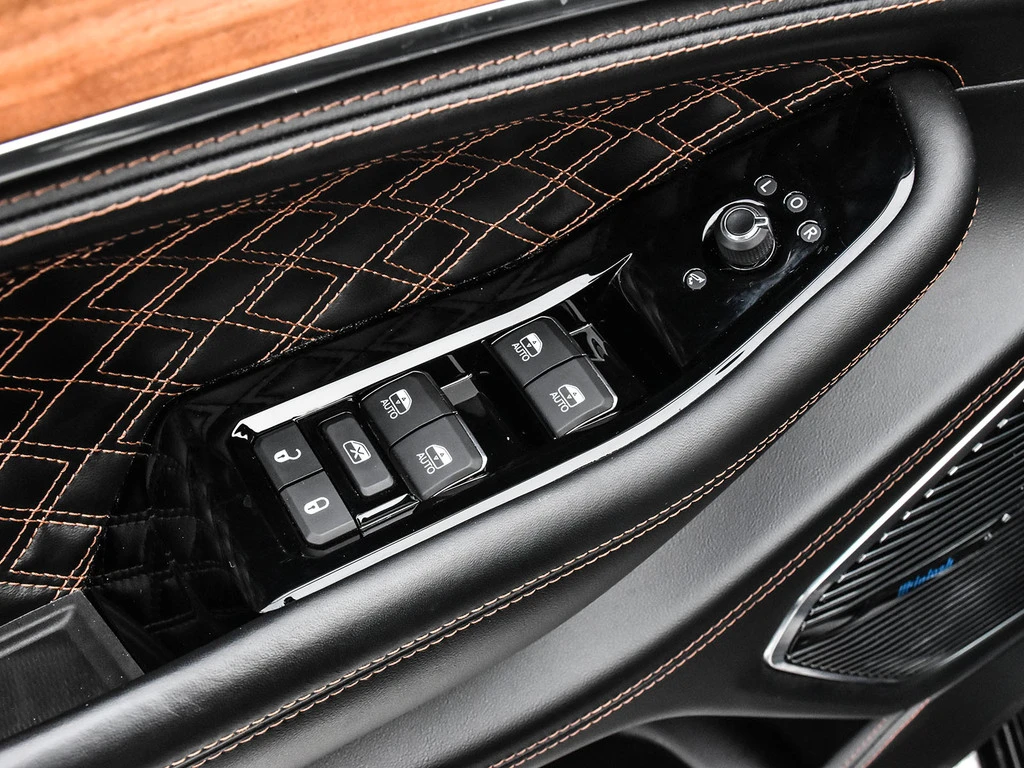 Jeep Grand cherokee SUMMIT RESERVE  - изображение 10