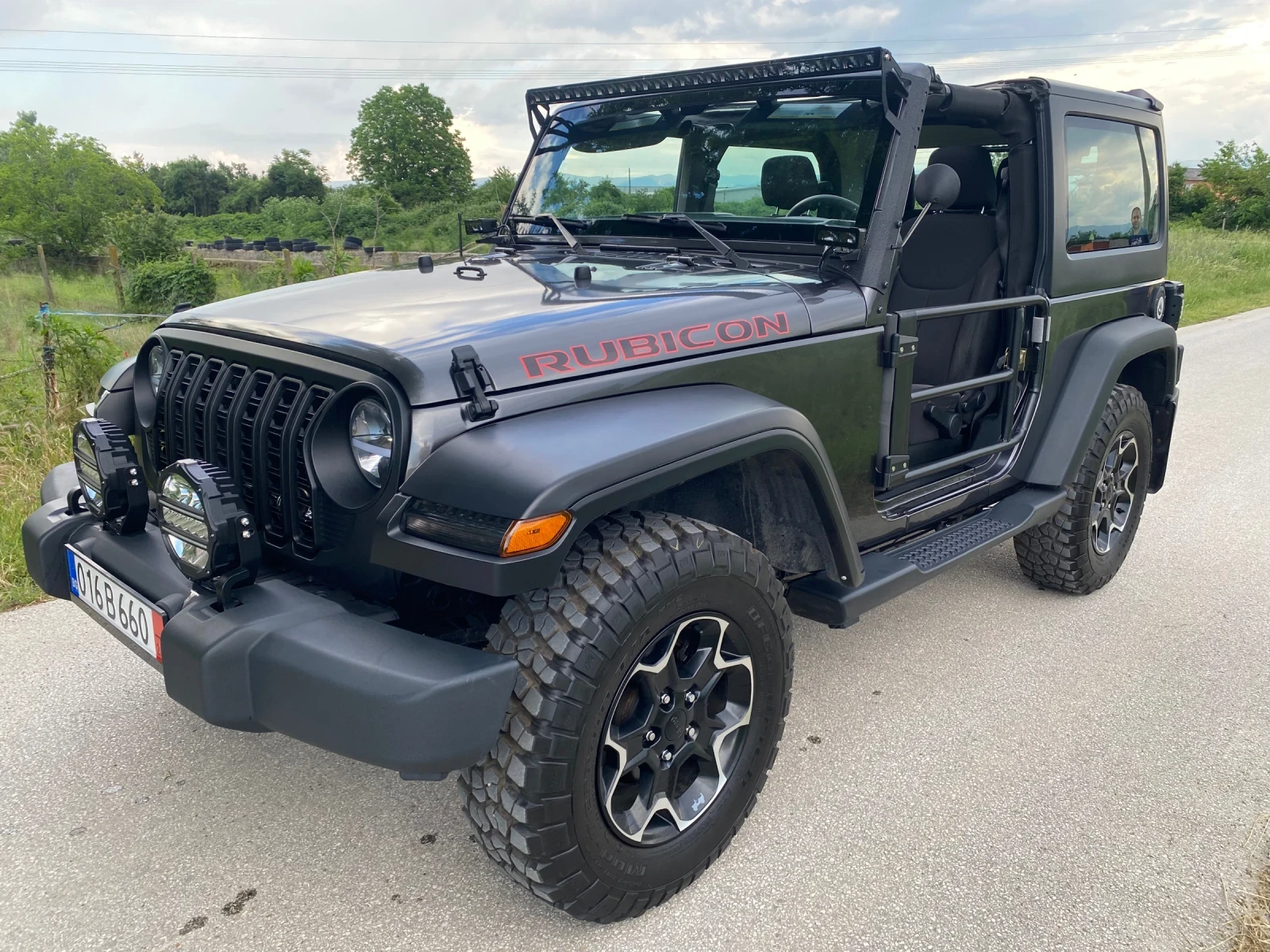 Jeep Wrangler 3.6 W6.284k.с4х4 ръчни ск.