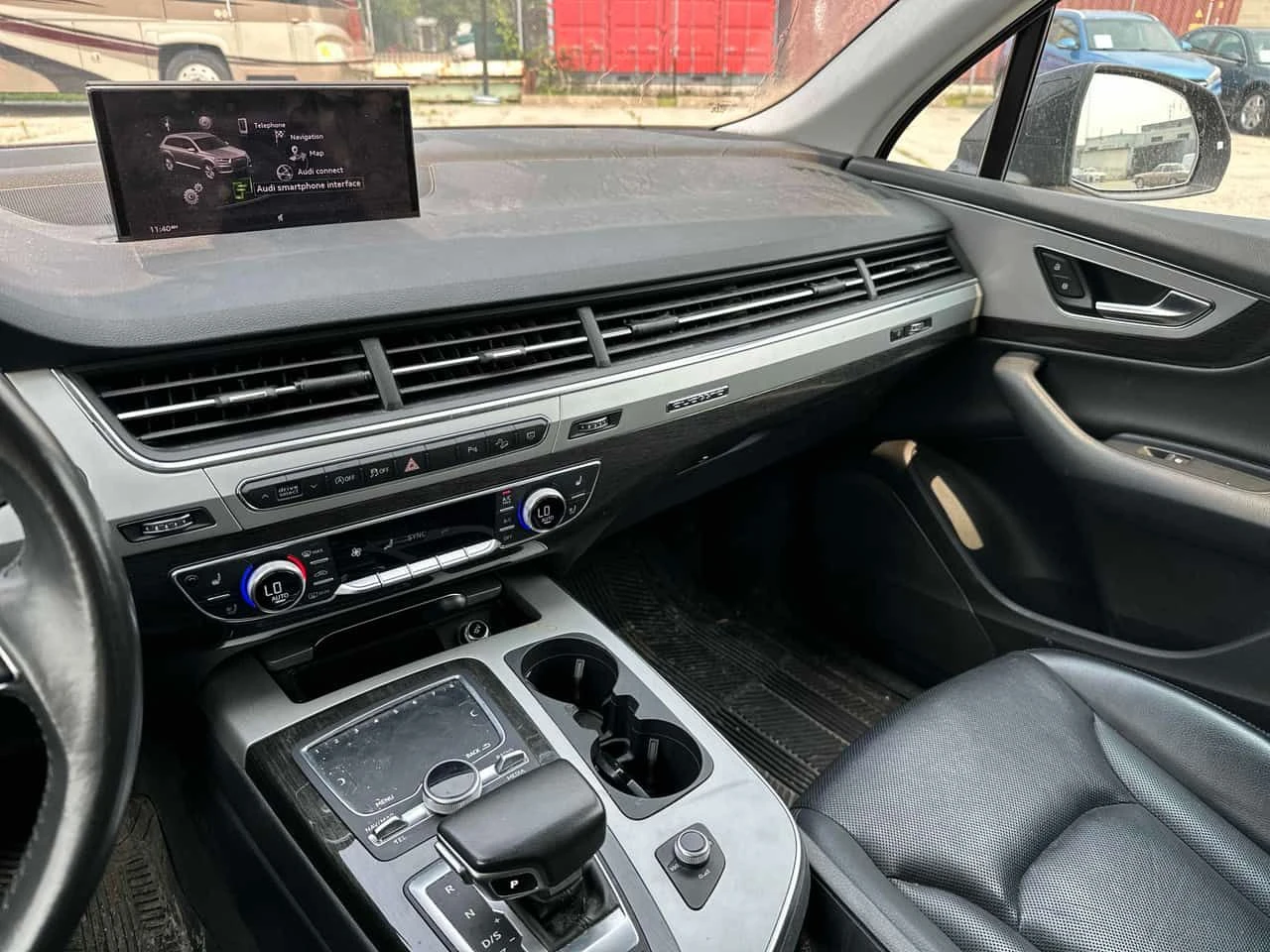 Audi Q7 * Progressiv * CARFAX * ОПЦИЯ ЗА ФИНАНСИРАНЕ, снимка 9 - Автомобили и джипове - 55468450
