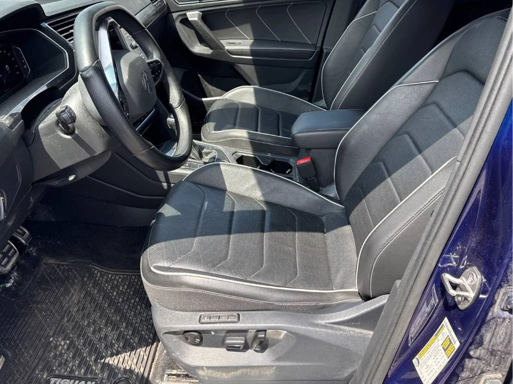 VW Tiguan Highline R-Line* CARFAX* ОПЦИЯ ЗА ФИНАНСИРАНЕ* , снимка 7 - Автомобили и джипове - 55528830