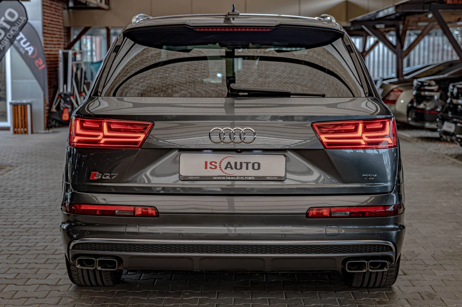 Audi SQ7 4.0TDI/Virtual/Carbon/HuD/Bose/Distronik/Lane Assi, снимка 4 - Автомобили и джипове - 55631341
