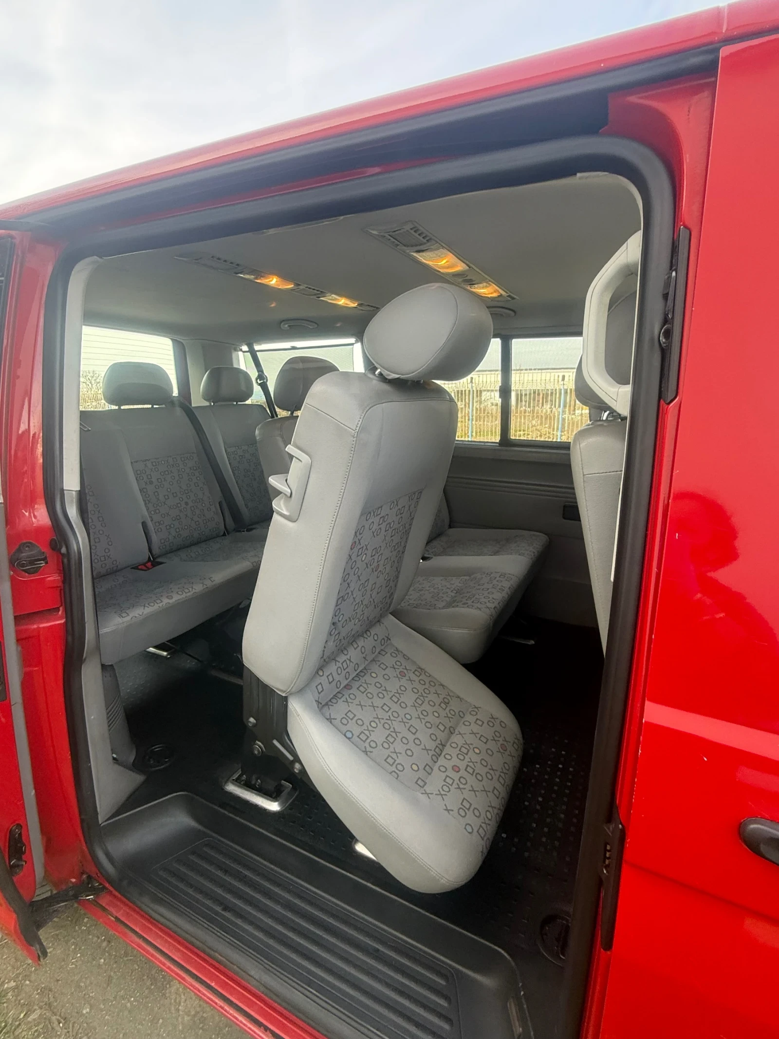 VW Transporter 1.9, Caravelle , снимка 7 - Бусове и автобуси - 53652993