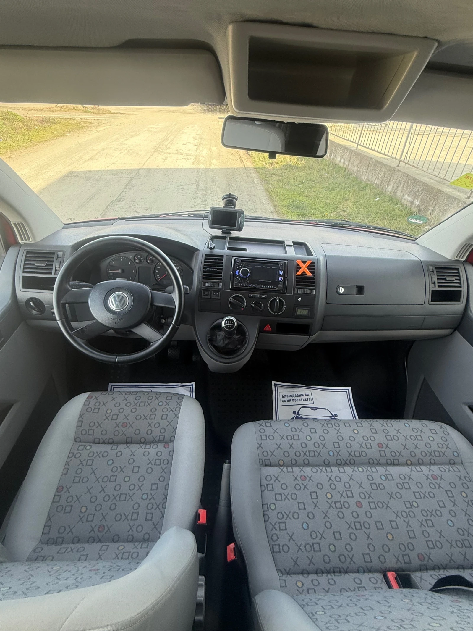 VW Transporter 1.9, Caravelle , снимка 8 - Бусове и автобуси - 53652993