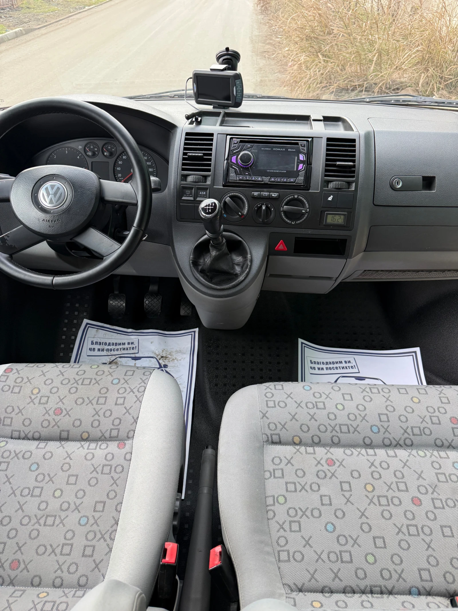 VW Transporter 1.9, Caravelle  - изображение 10