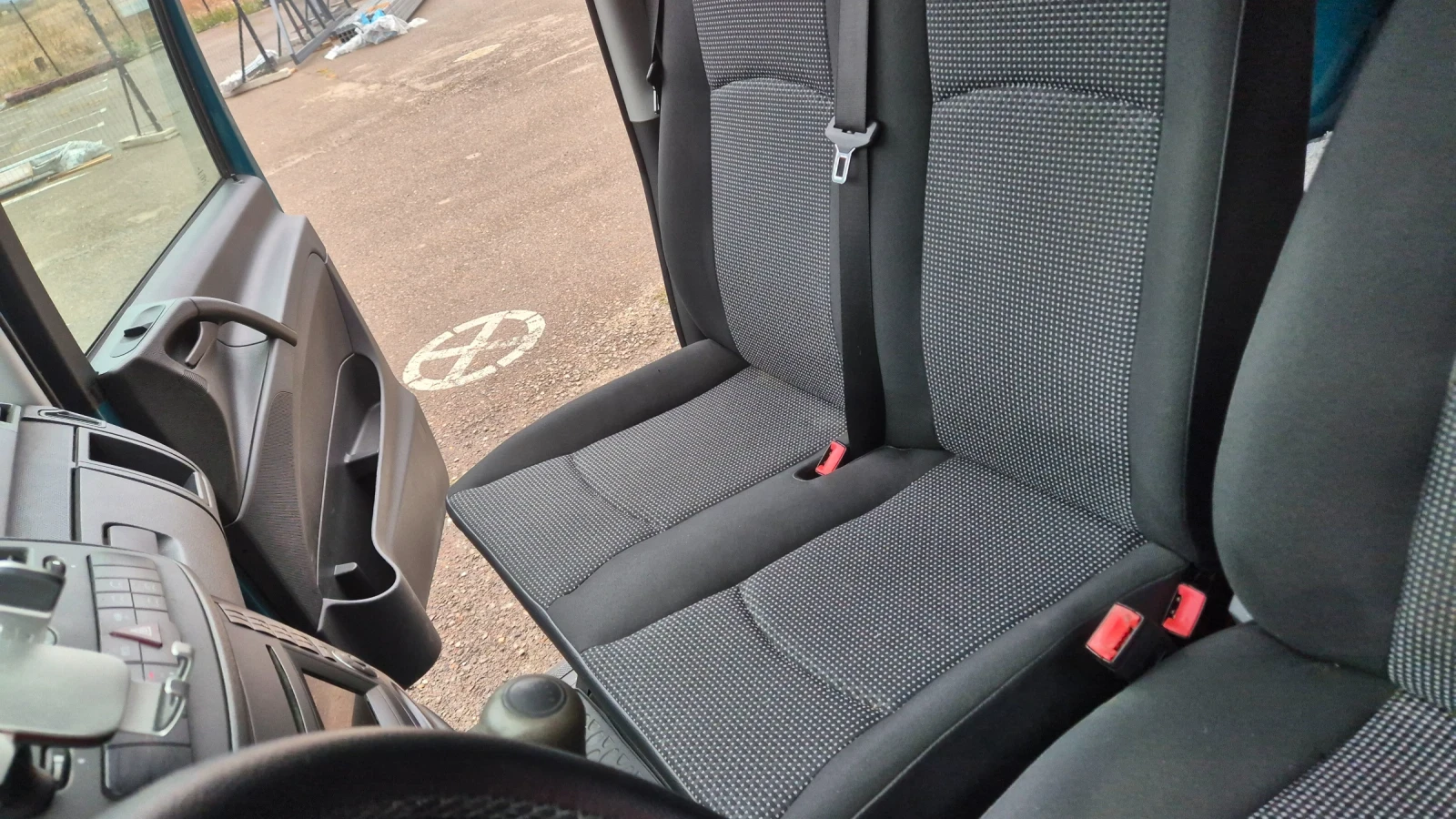 Mercedes-Benz Vito ВИСОК дълъг 2.3d товарен, снимка 6 - Бусове и автобуси - 54384132