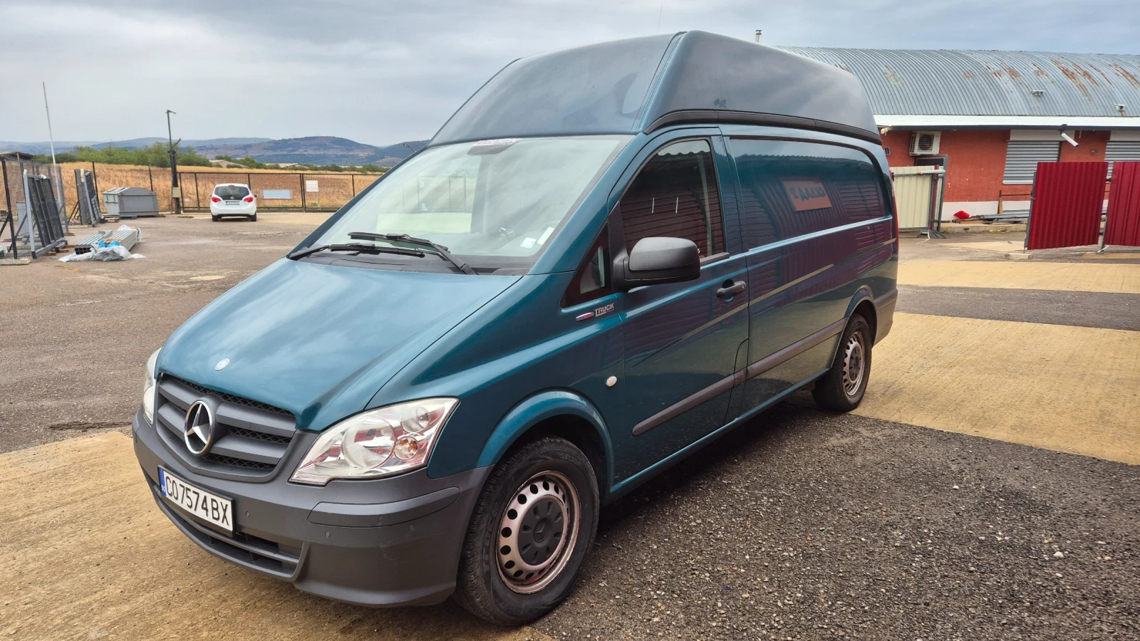 Mercedes-Benz Vito ВИСОК дълъг 2.3d товарен, снимка 2 - Бусове и автобуси - 54384132