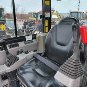 Багер Komatsu PC30MR-5N0 * КЛИМАТИК * НАЛИЧЕН * ТОП СЪСТОЯНИЕ * , снимка 10