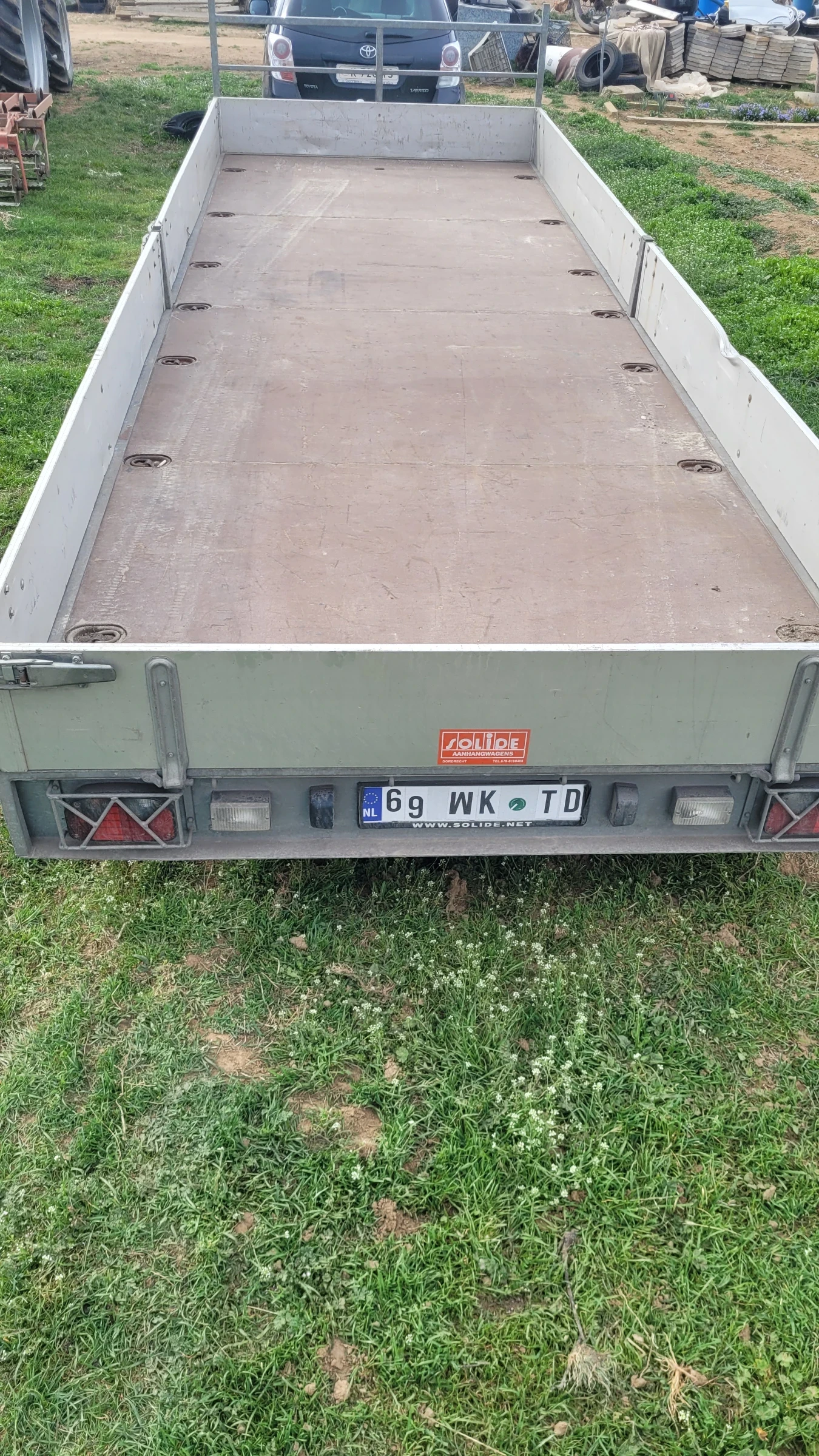 �� ��������� ����� 2700 | Mobile.bg � ����������� 3