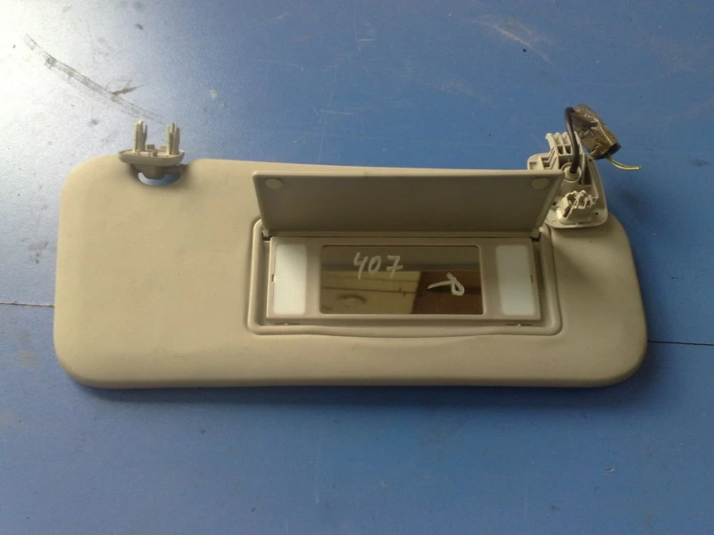 сенник десен за Пежо 407 (1)