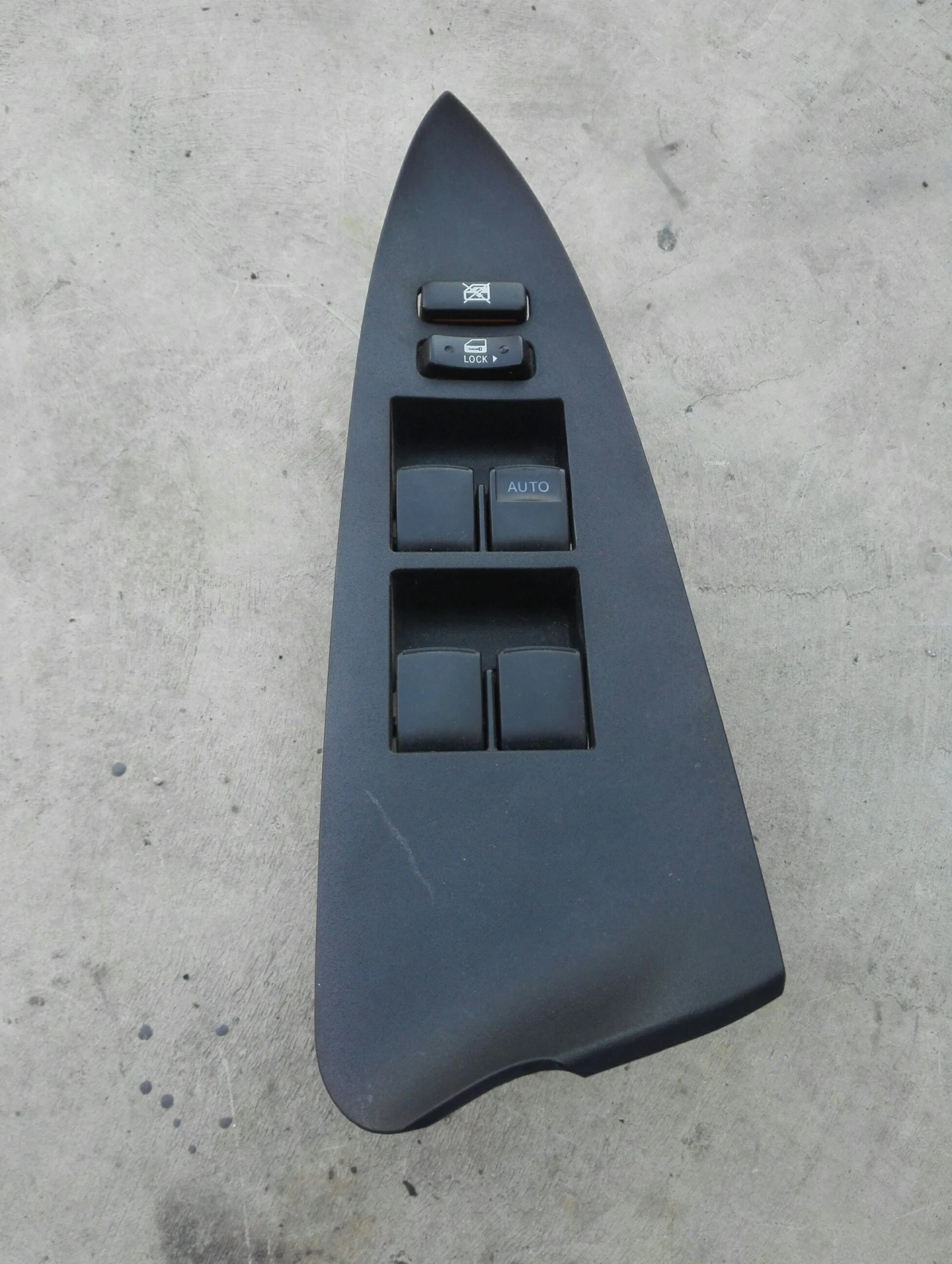  ()    4   | Mobile.bg   1