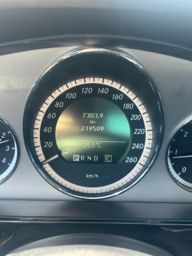 Mercedes-Benz E 200 Avantgarde, снимка 9