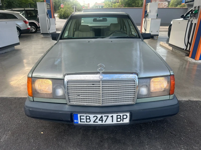 Mercedes-Benz 124 200D, снимка 2 - Автомобили и джипове - 46961734