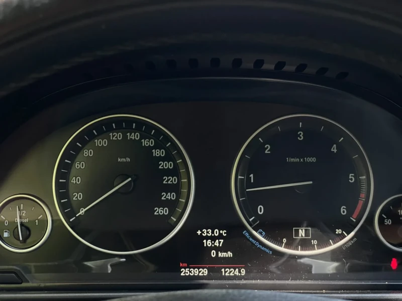 BMW 530 X-Drive 258, снимка 13 - Автомобили и джипове - 48550172