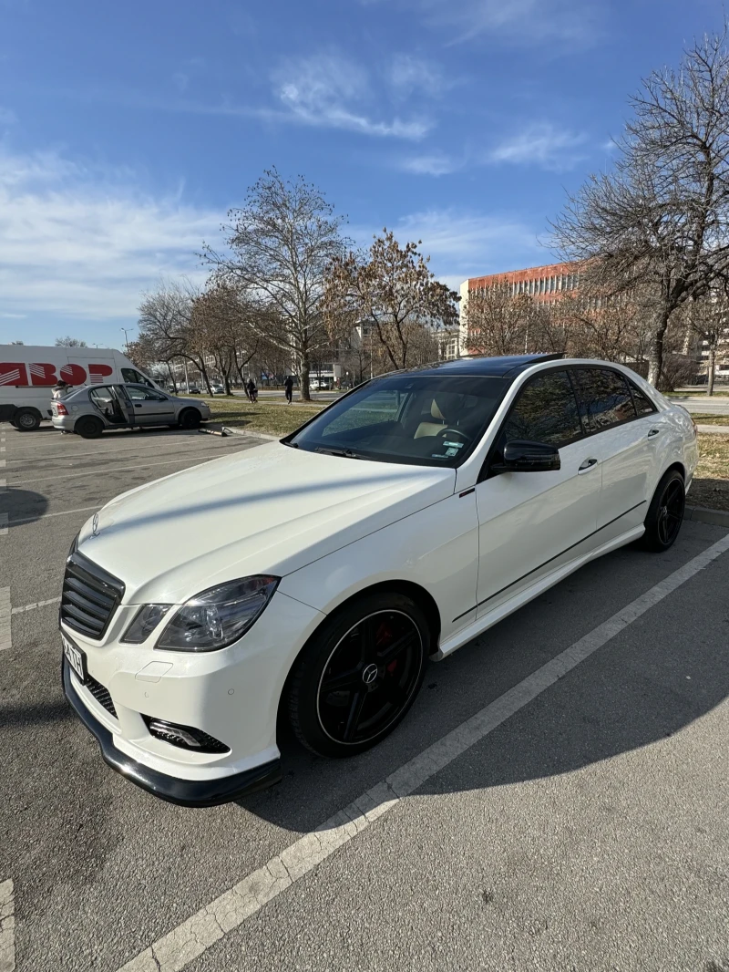 Mercedes-Benz E 500 4matic, снимка 6 - Автомобили и джипове - 48605717