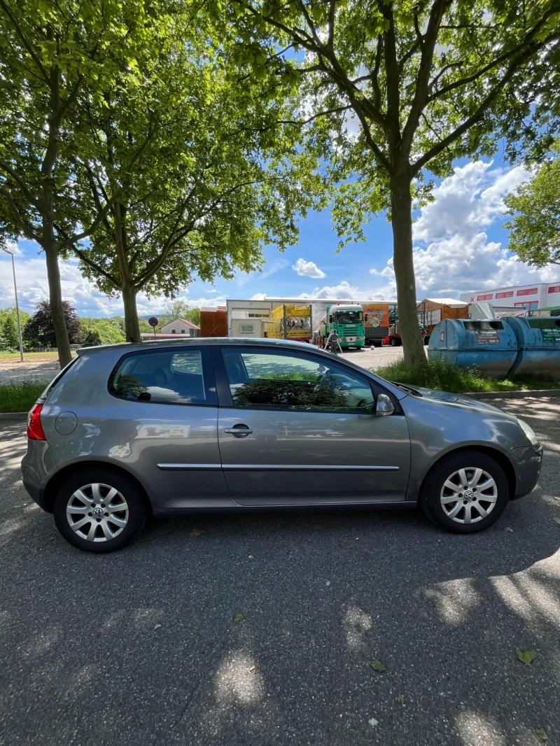 VW Golf, снимка 4 - Автомобили и джипове - 49052783